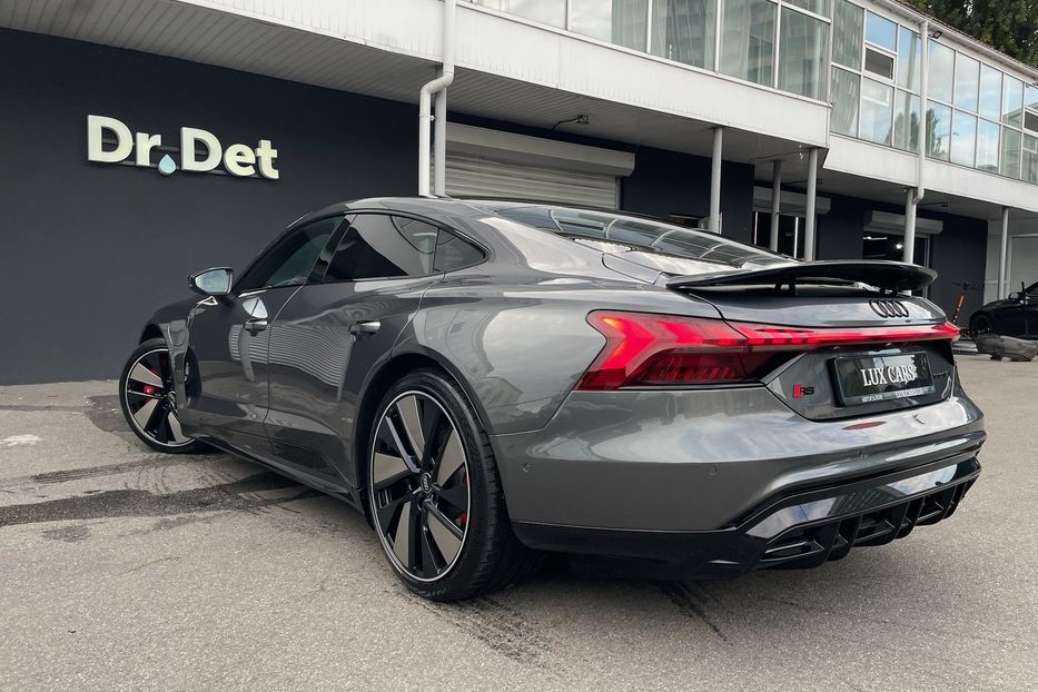 Продам Audi E-Tron RS GT 2022 года в Киеве