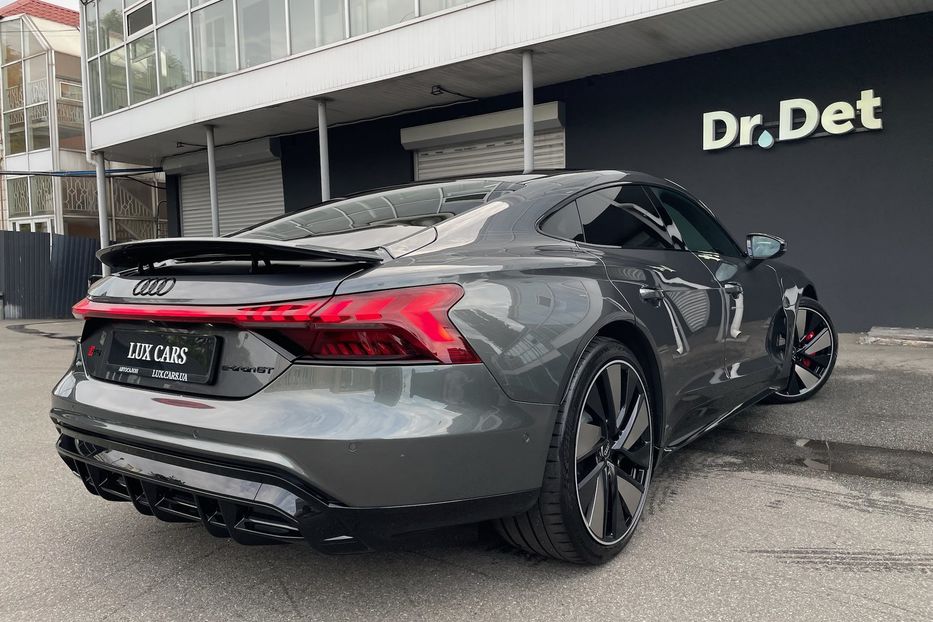 Продам Audi E-Tron RS GT 2022 года в Киеве