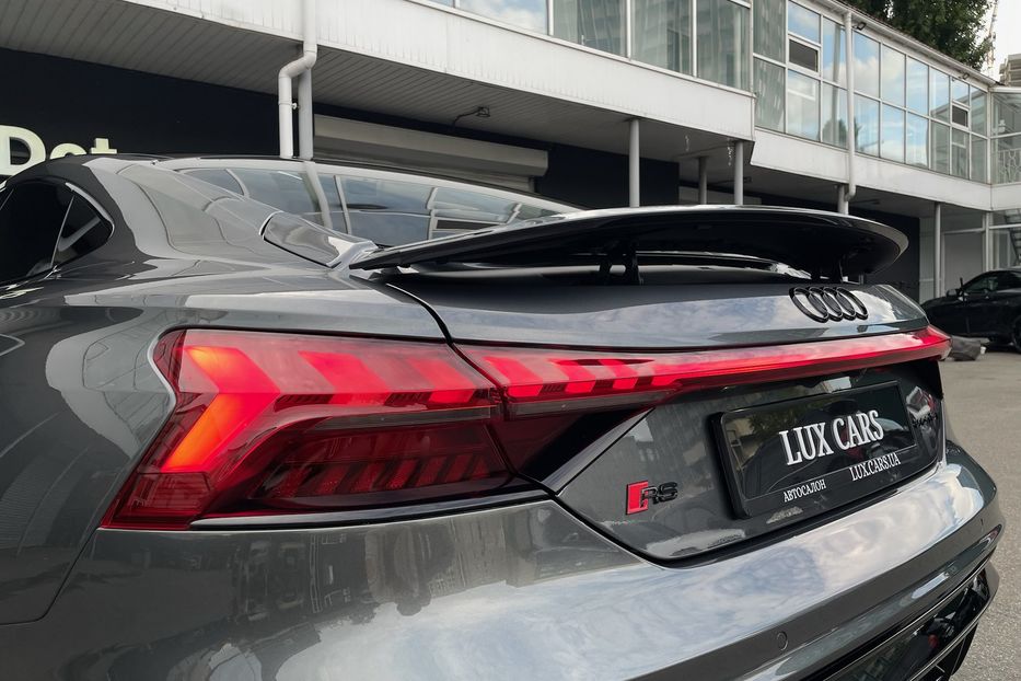Продам Audi E-Tron RS GT 2022 года в Киеве