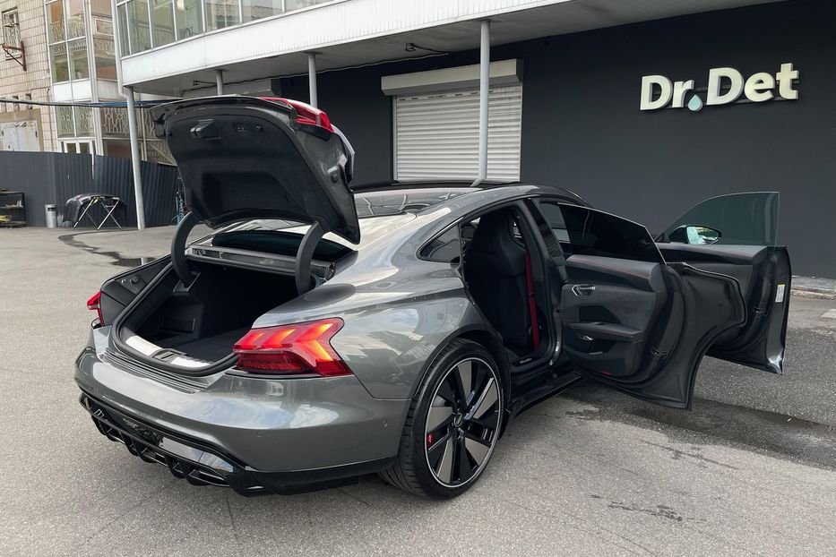 Продам Audi E-Tron RS GT 2022 года в Киеве