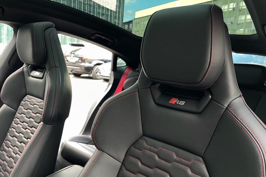 Продам Audi E-Tron RS GT 2022 года в Киеве