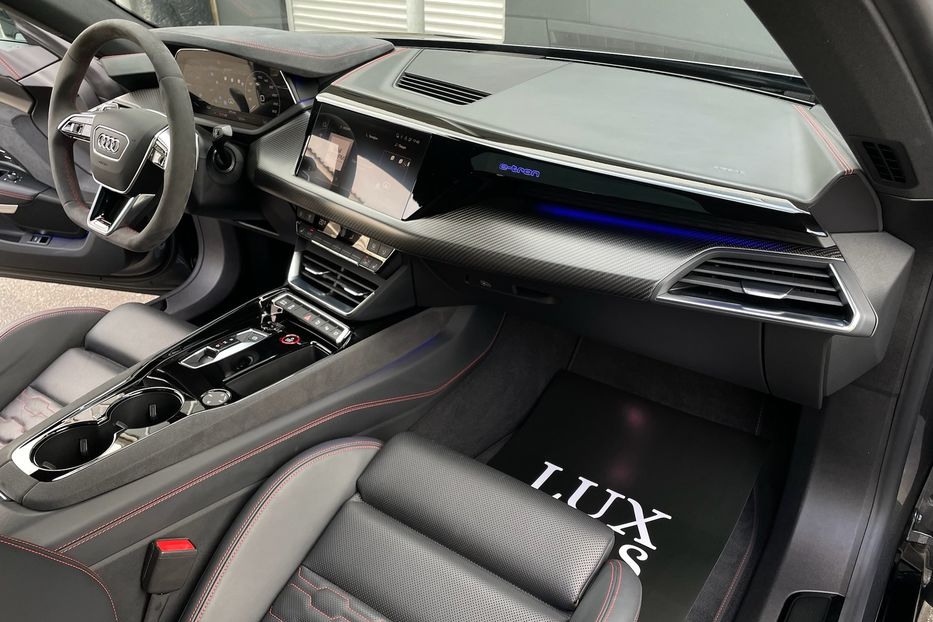 Продам Audi E-Tron RS GT 2022 года в Киеве