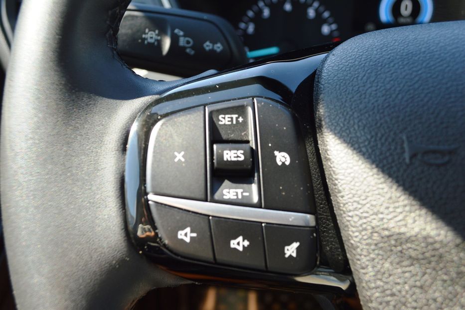 Продам Ford Escape SE 2022 года в Одессе