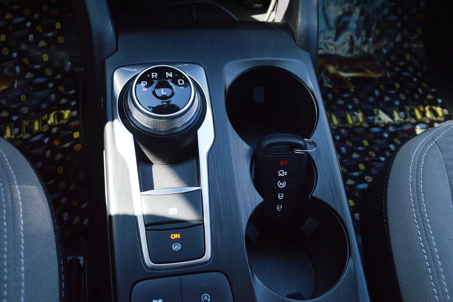 Продам Ford Escape SE 2022 года в Одессе