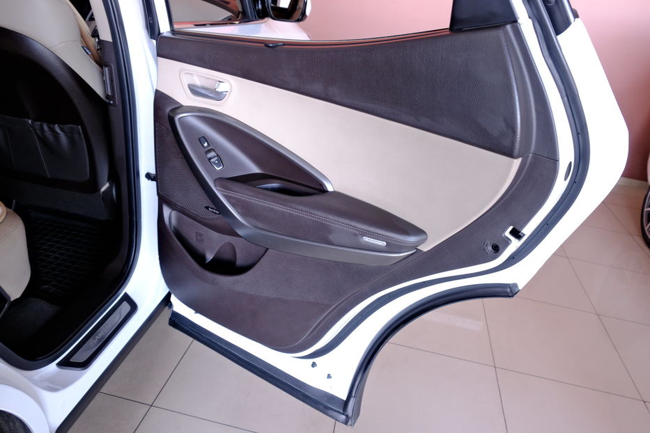 Продам Hyundai Santa FE Sport 2016 года в Одессе
