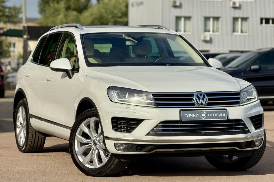 Продам Volkswagen Touareg 2016 года в Киеве