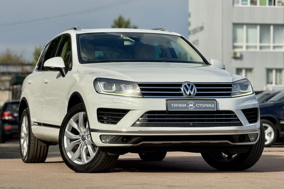 Продам Volkswagen Touareg 2016 года в Киеве