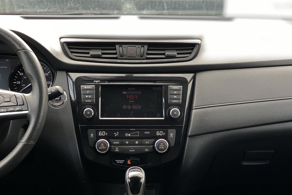 Продам Nissan Rogue 2017 года в Луцке