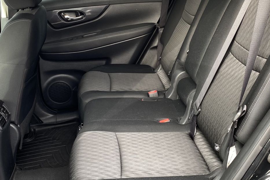Продам Nissan Rogue 2017 года в Луцке
