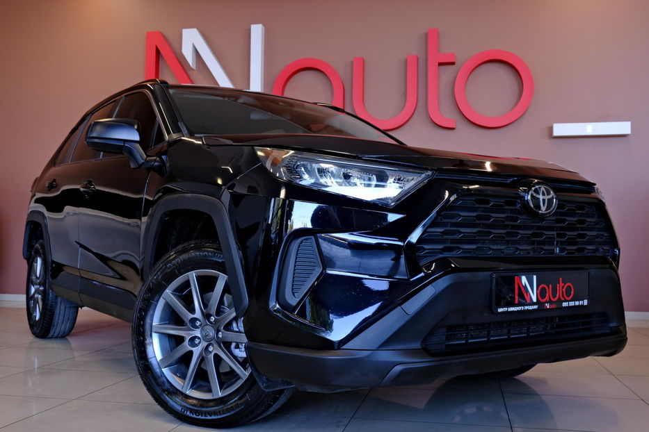 Продам Toyota Rav 4 2019 года в Одессе