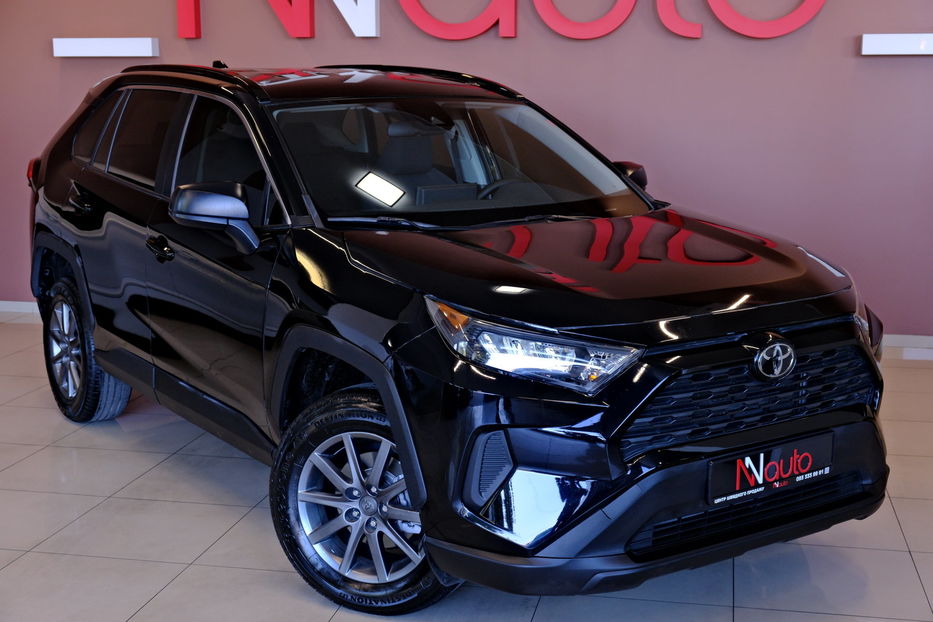 Продам Toyota Rav 4 2019 года в Одессе