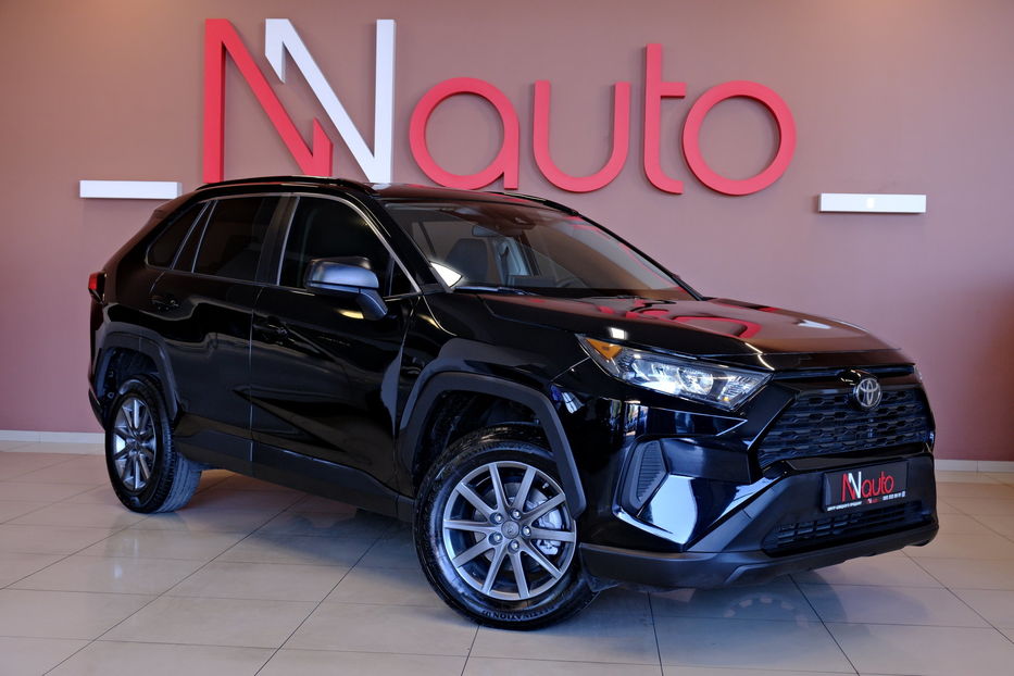 Продам Toyota Rav 4 2019 года в Одессе