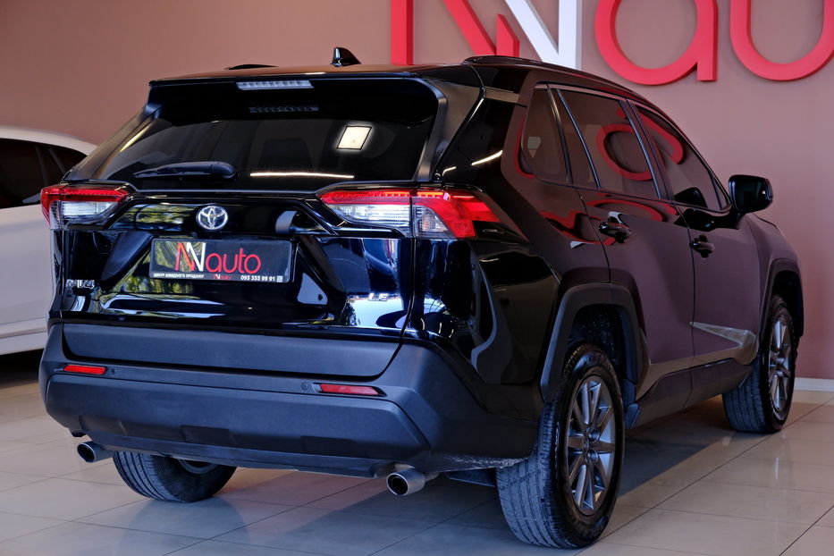 Продам Toyota Rav 4 2019 года в Одессе