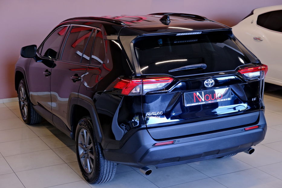 Продам Toyota Rav 4 2019 года в Одессе