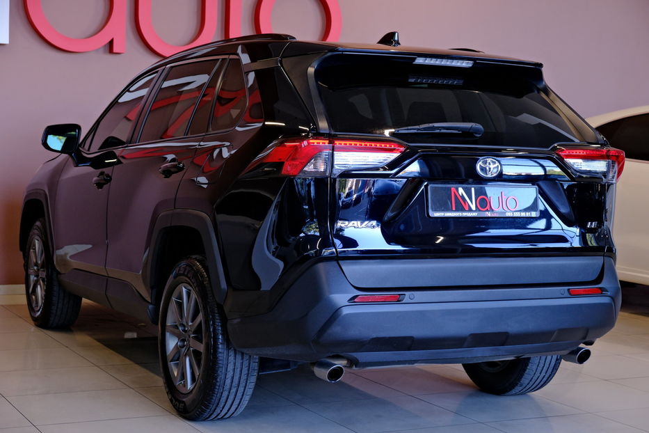 Продам Toyota Rav 4 2019 года в Одессе