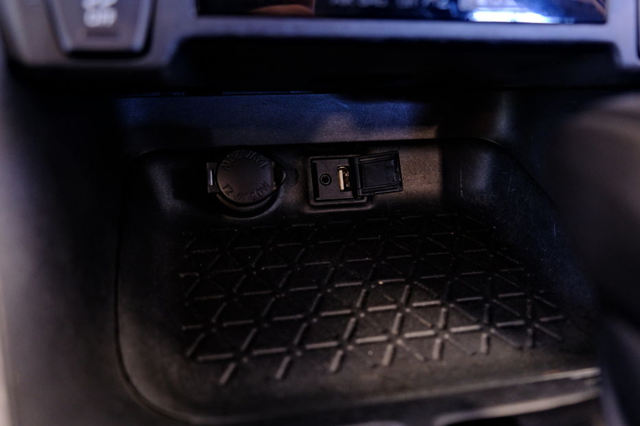 Продам Toyota Rav 4 2019 года в Одессе