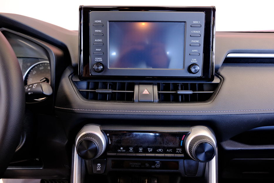 Продам Toyota Rav 4 2019 года в Одессе