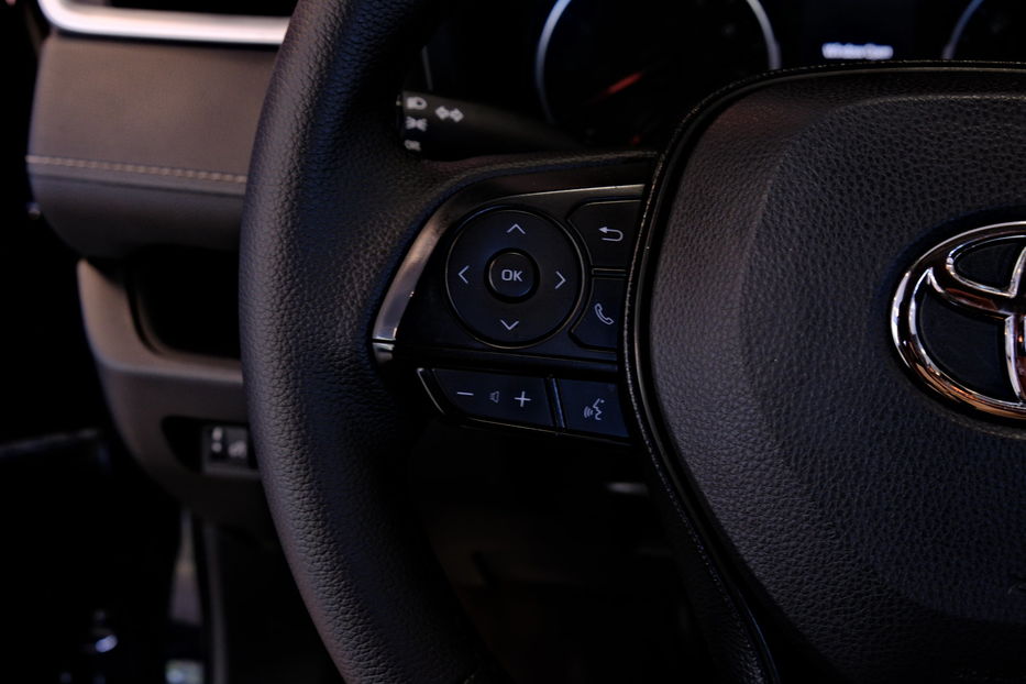 Продам Toyota Rav 4 2019 года в Одессе