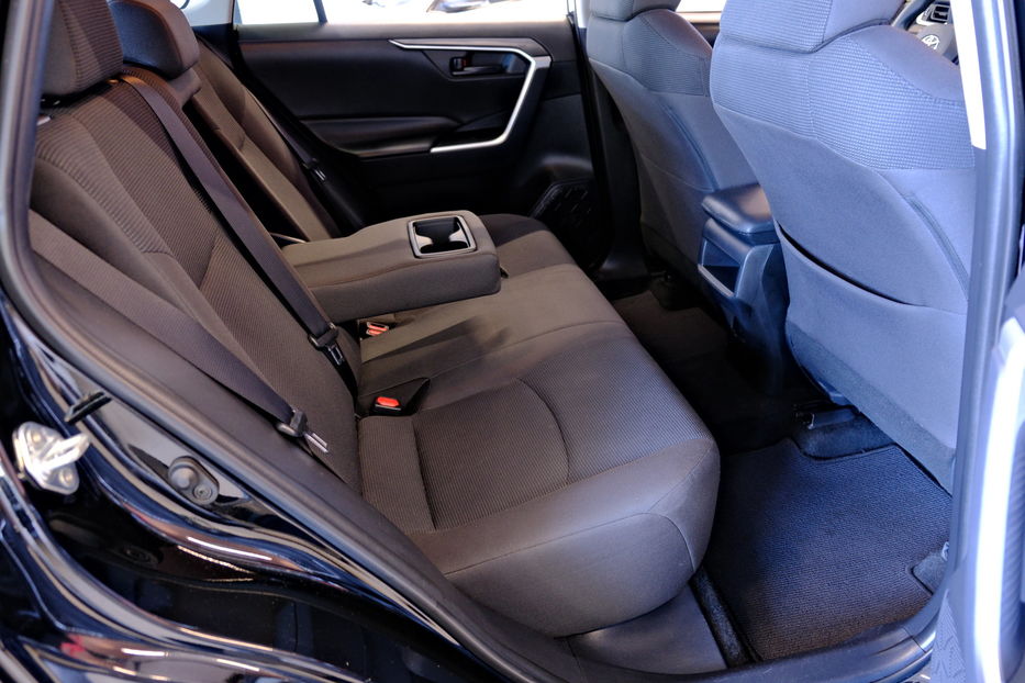 Продам Toyota Rav 4 2019 года в Одессе