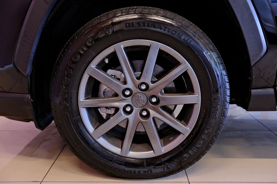 Продам Toyota Rav 4 2019 года в Одессе