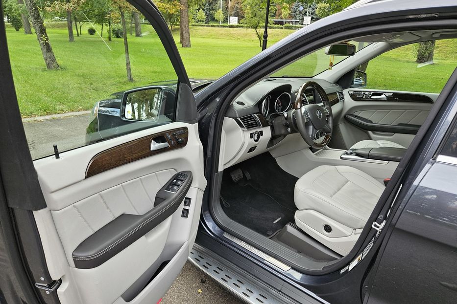 Продам Mercedes-Benz GL-Class 4Matic 2014 года в Киеве