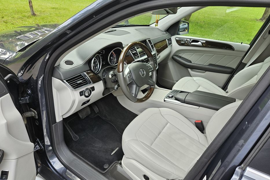 Продам Mercedes-Benz GL-Class 4Matic 2014 года в Киеве
