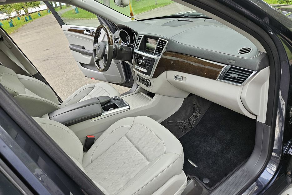 Продам Mercedes-Benz GL-Class 4Matic 2014 года в Киеве