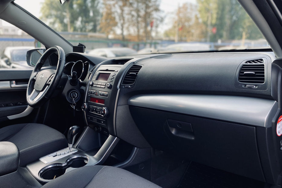 Продам Kia Sorento 2010 года в Киеве