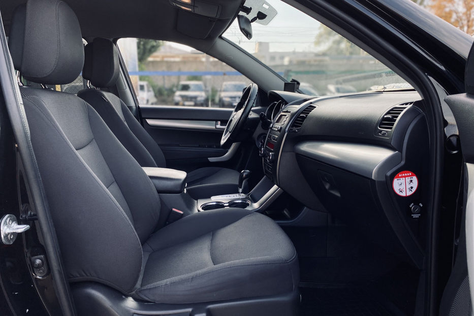 Продам Kia Sorento 2010 года в Киеве