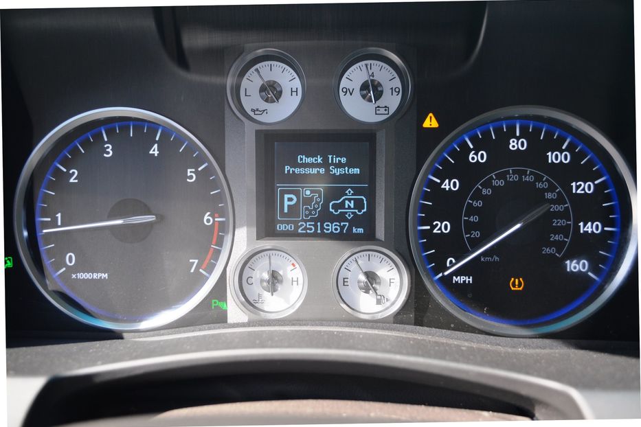 Продам Lexus LX 570 2008 года в Одессе