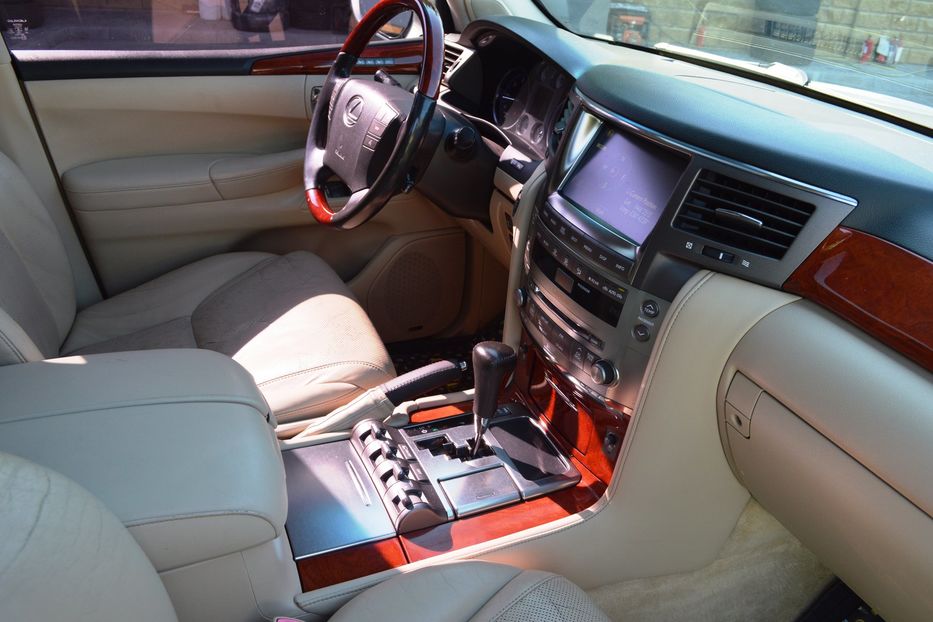Продам Lexus LX 570 2008 года в Одессе