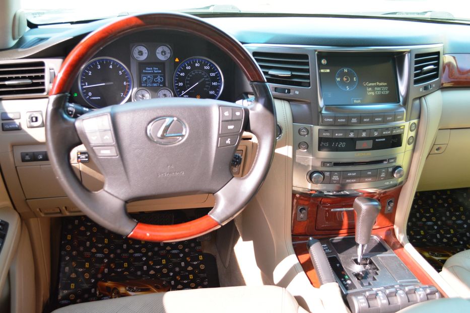 Продам Lexus LX 570 2008 года в Одессе