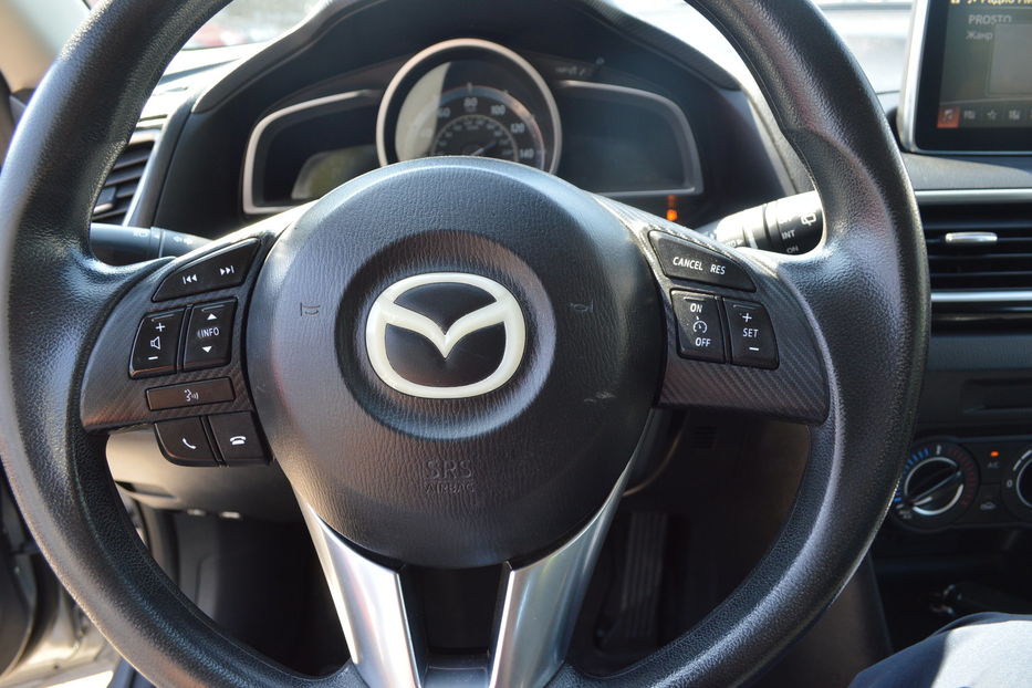 Продам Mazda 3 2016 года в Одессе