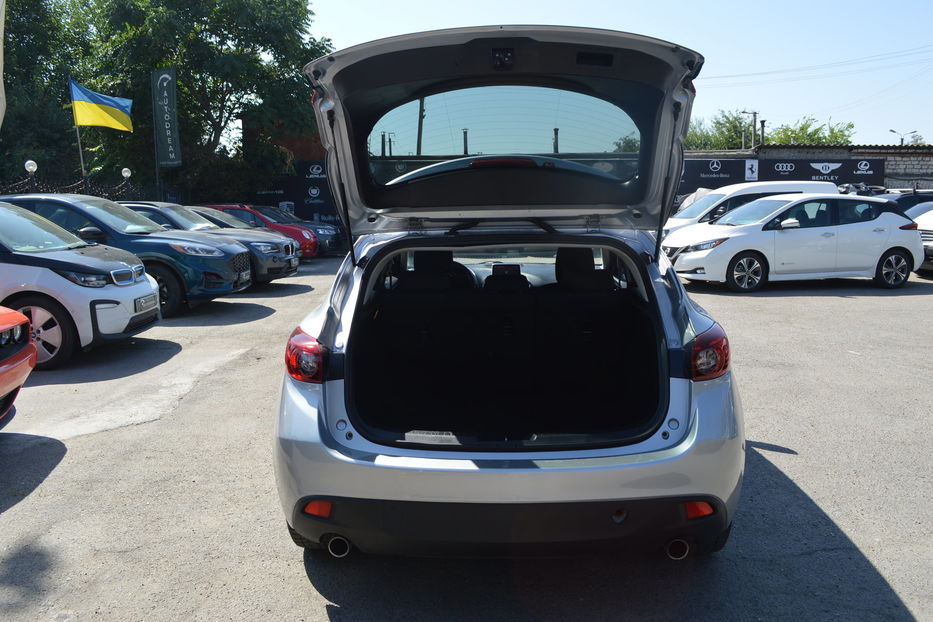 Продам Mazda 3 2016 года в Одессе