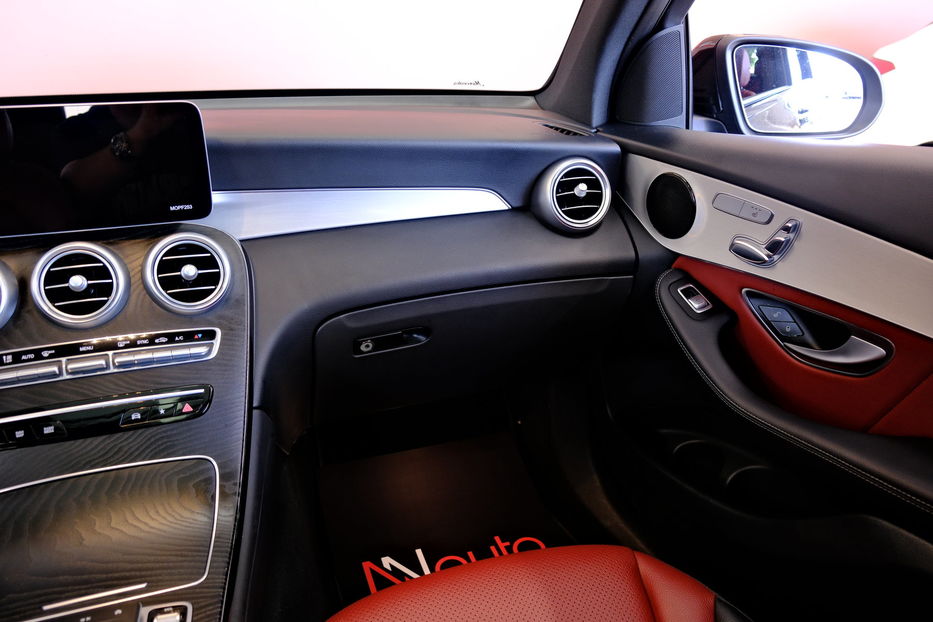 Продам Mercedes-Benz GLC-Class 300 2021 года в Одессе
