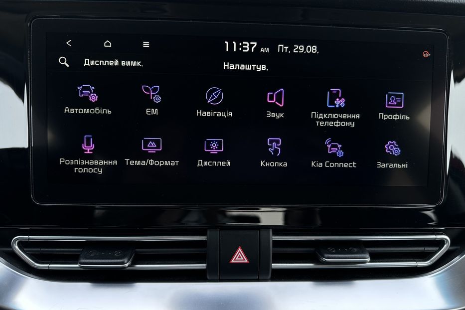 Продам Kia Niro Kia Niro 64 кВт Макс. комплект 2020 года в Львове