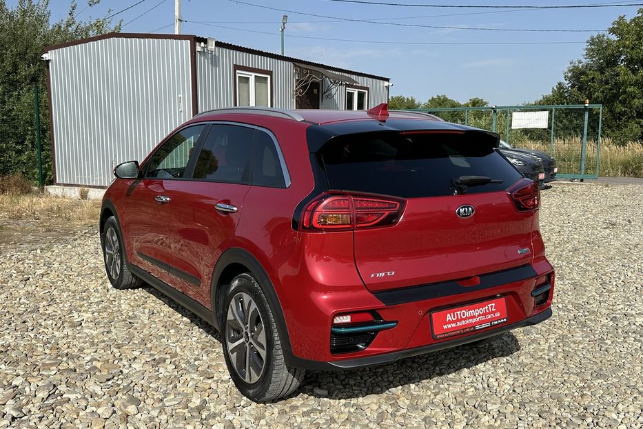 Продам Kia Niro Kia Niro 64 кВт Макс. комплект 2020 года в Львове