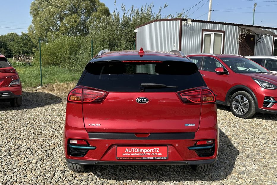 Продам Kia Niro Kia Niro 64 кВт Макс. комплект 2020 года в Львове