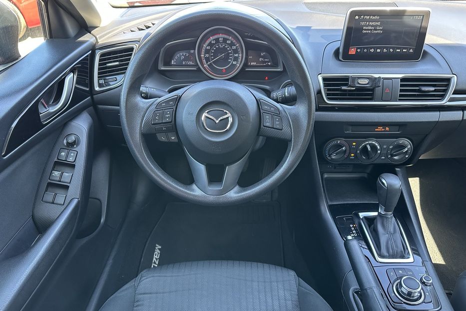 Продам Mazda 3 2016 года в Киеве