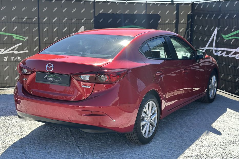 Продам Mazda 3 2016 года в Киеве