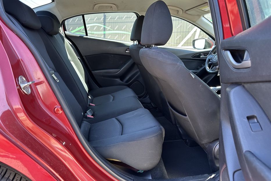Продам Mazda 3 2016 года в Киеве