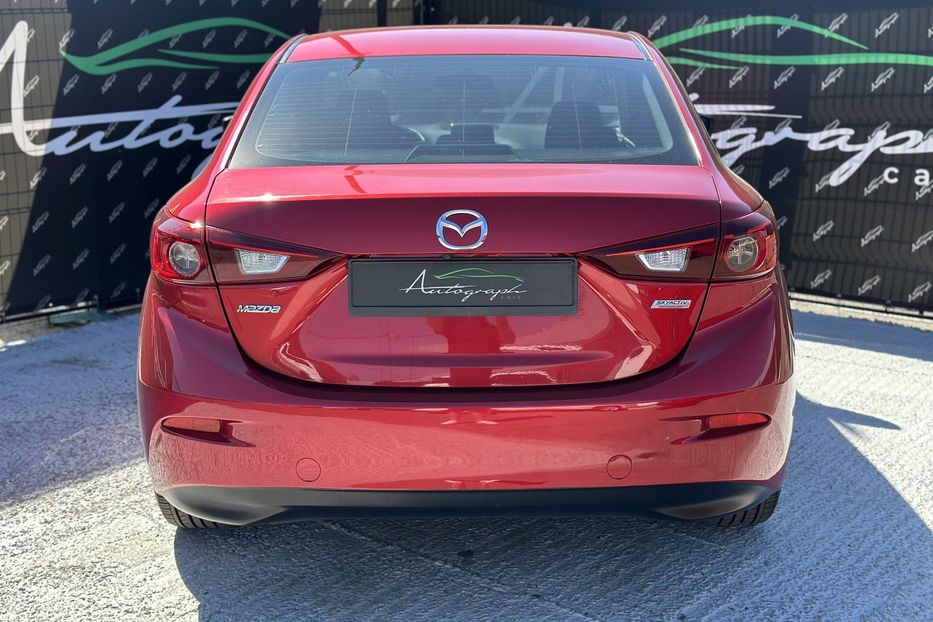 Продам Mazda 3 2016 года в Киеве
