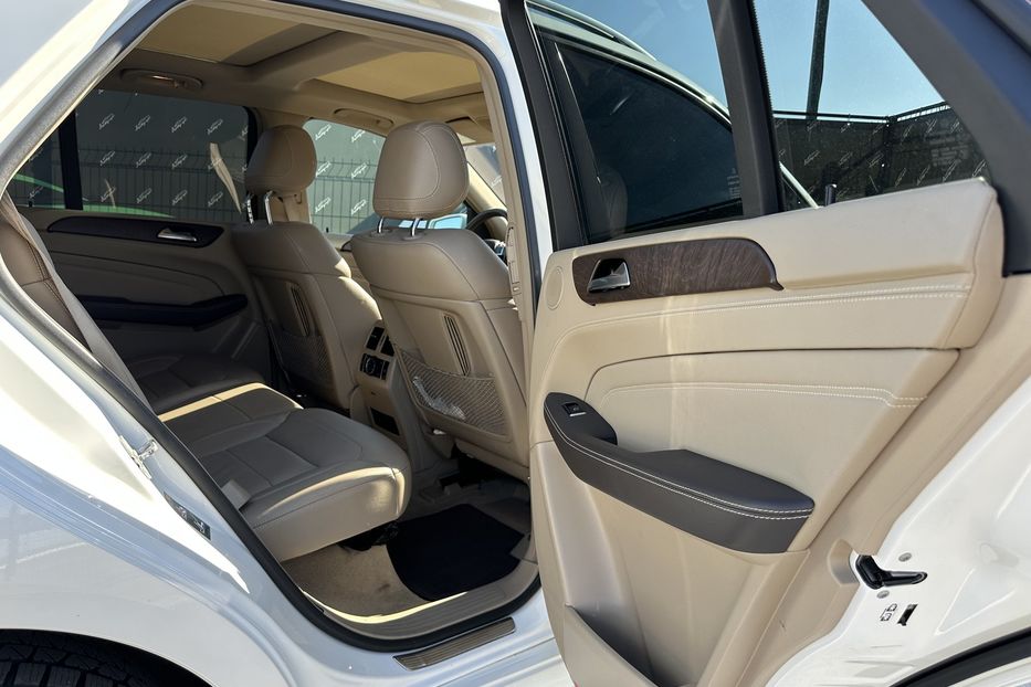 Продам Mercedes-Benz ML-Class 400 AMG 4matic 2015 года в Киеве