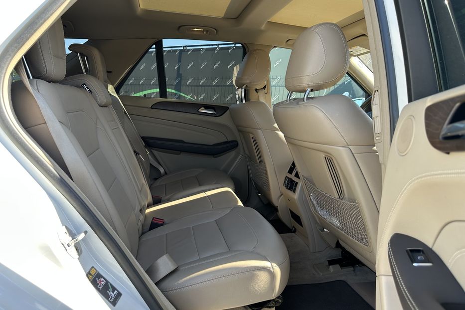 Продам Mercedes-Benz ML-Class 400 AMG 4matic 2015 года в Киеве