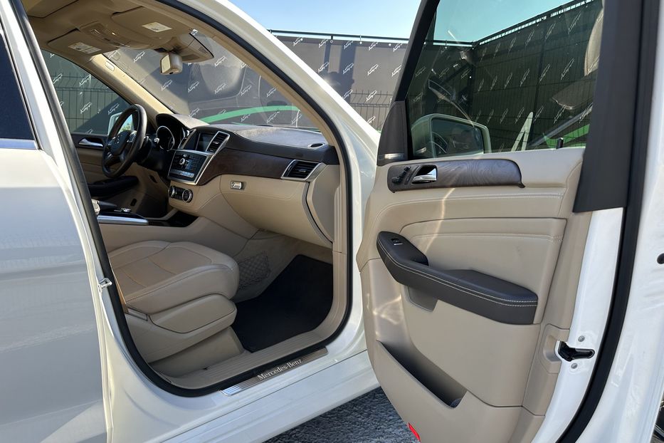 Продам Mercedes-Benz ML-Class 400 AMG 4matic 2015 года в Киеве