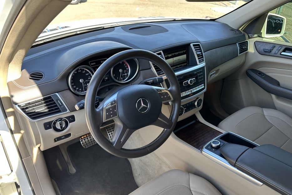 Продам Mercedes-Benz ML-Class 400 AMG 4matic 2015 года в Киеве