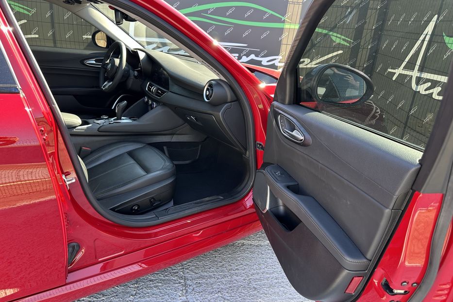 Продам Alfa Romeo Giulia 280hp 2020 года в Киеве