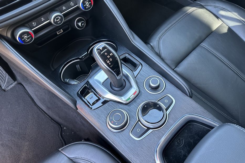 Продам Alfa Romeo Giulia 280hp 2020 года в Киеве