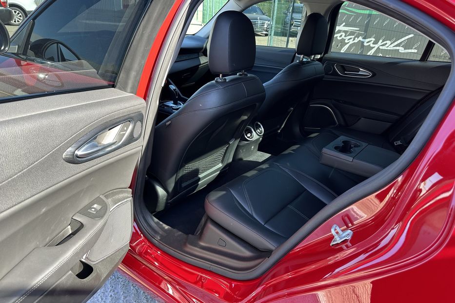 Продам Alfa Romeo Giulia 280hp 2020 года в Киеве