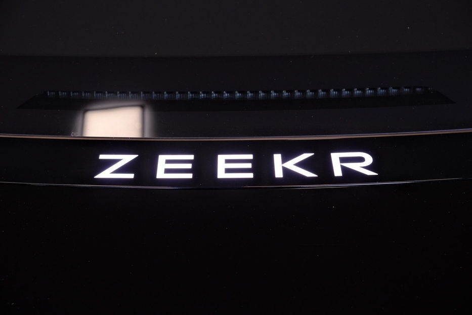 Продам BYD E6 ZEEKR 007 Smart 2024 года в Одессе